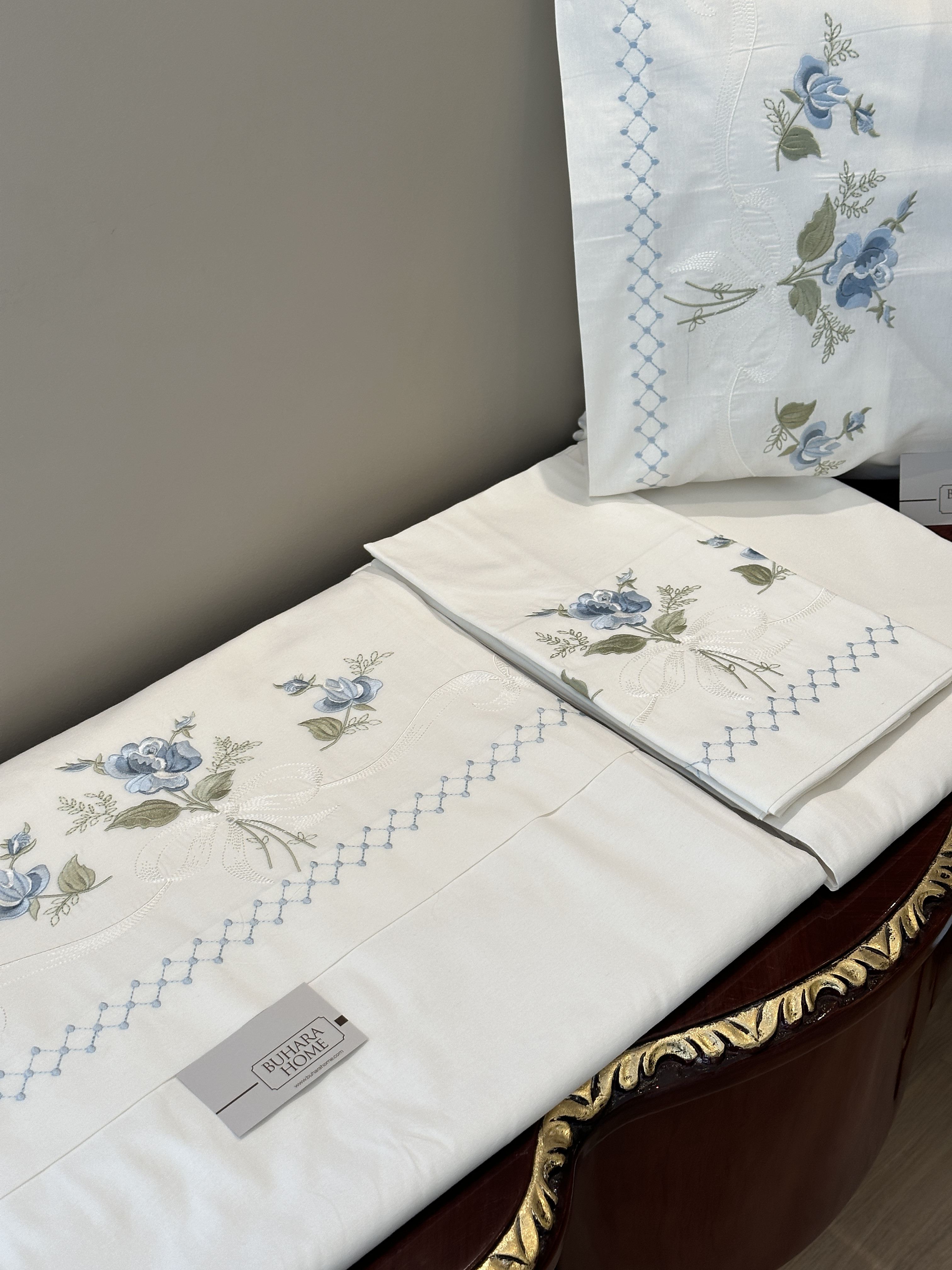 Mavi Gül Çift Kişilik Nevresim Takımı